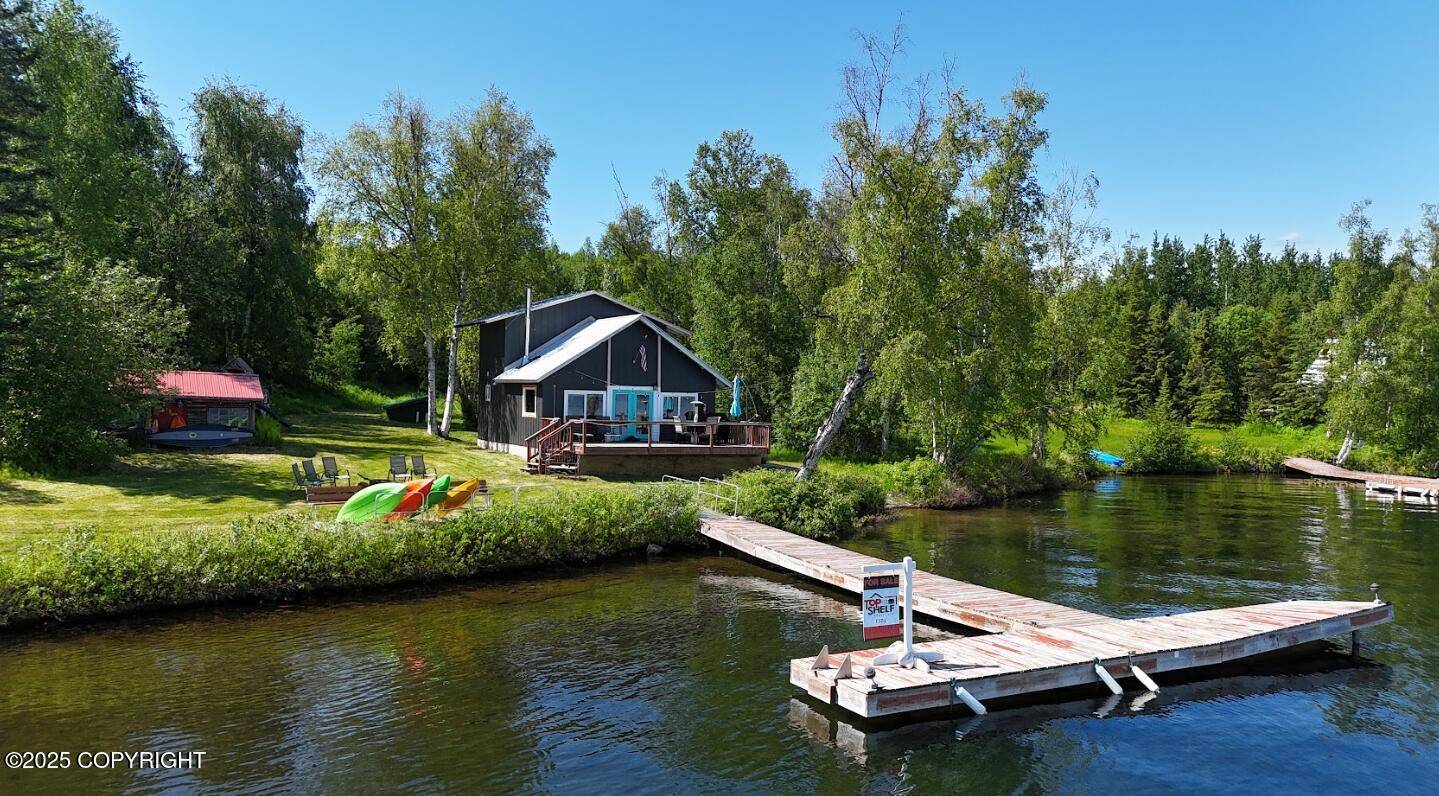 3929 S Crozier LN, Big Lake, AK 99652