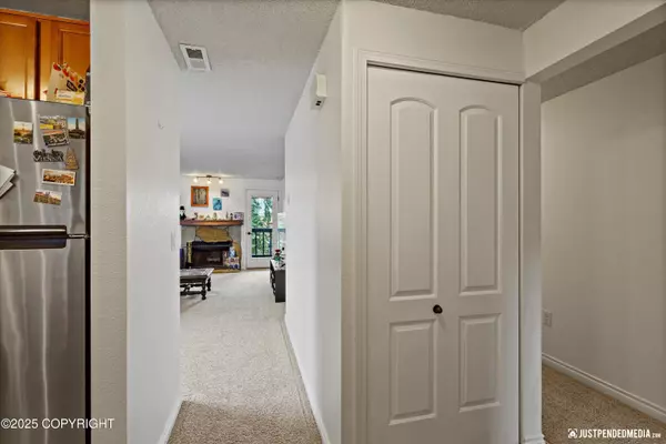 Anchorage, AK 99507,10201 Jamestown DR #A102