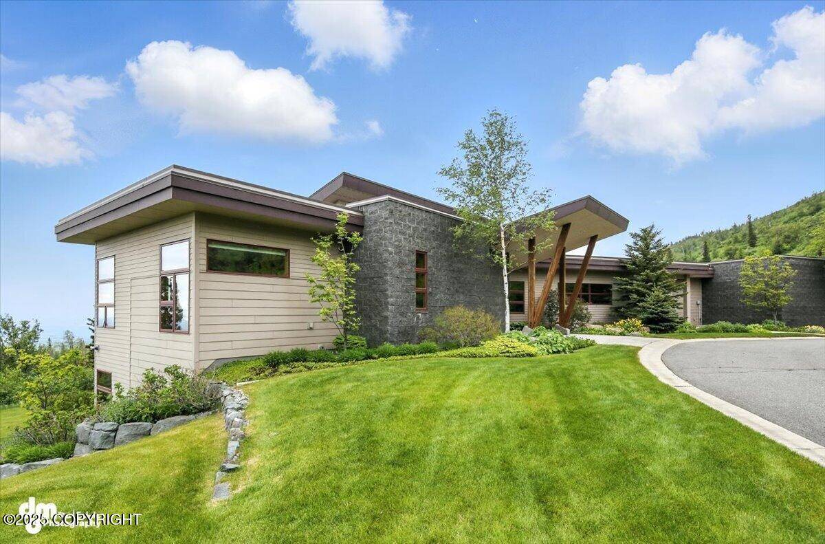 Anchorage, AK 99507,10500 Blackwolf CIR