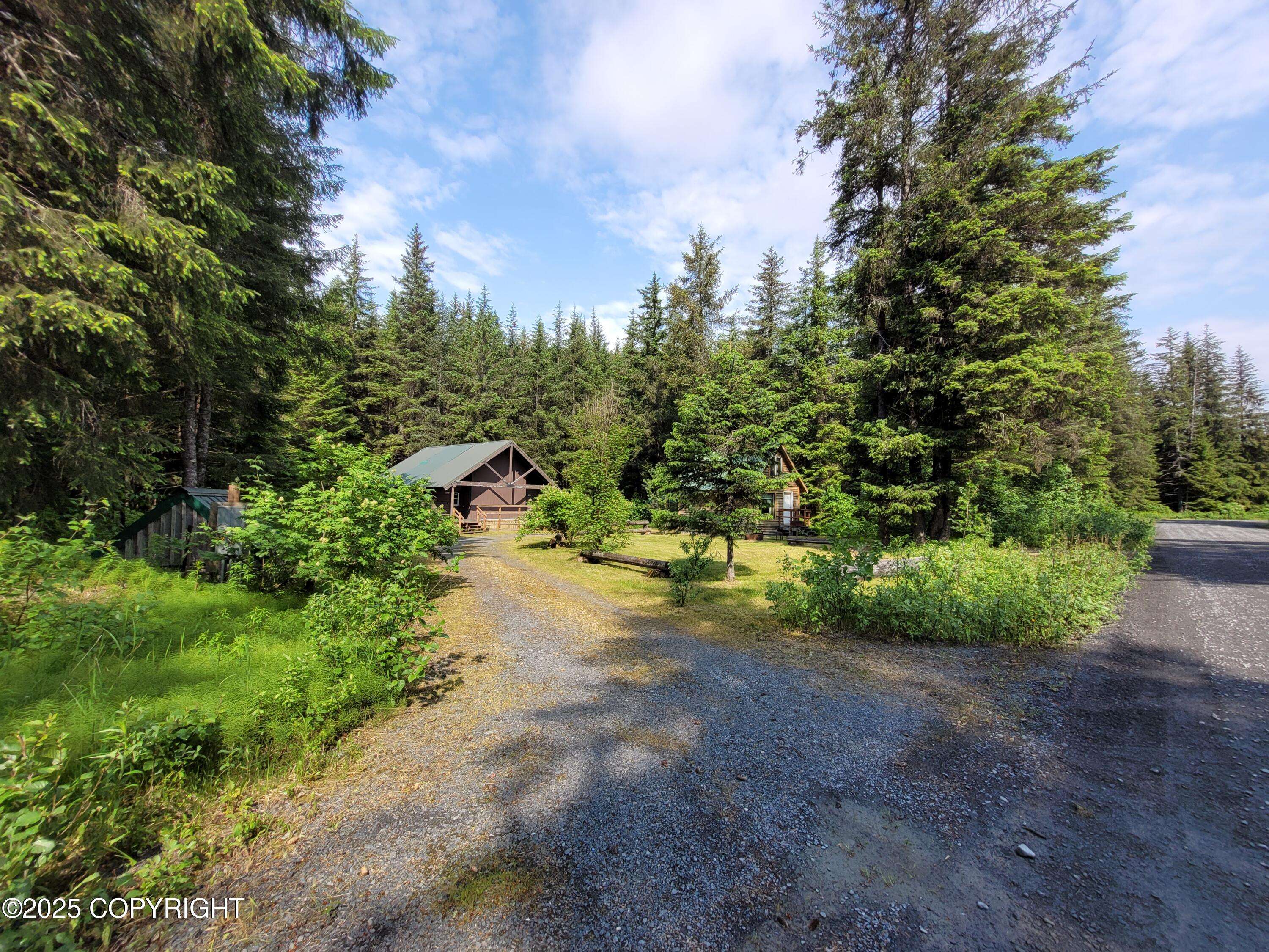13925 Ravenquest AVE, Seward, AK 99664