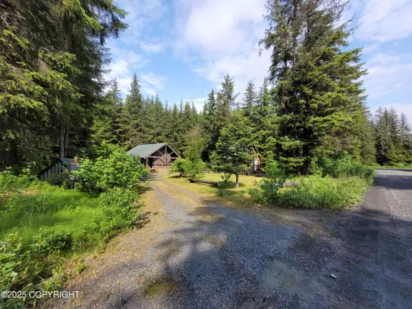 13925 Ravenquest AVE, Seward, AK 99664