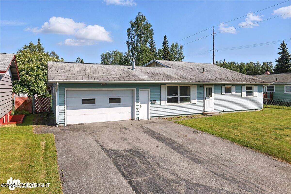 275 S Hoyt ST, Anchorage, AK 99508