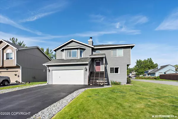 Anchorage, AK 99502,7821 Charlotte CIR