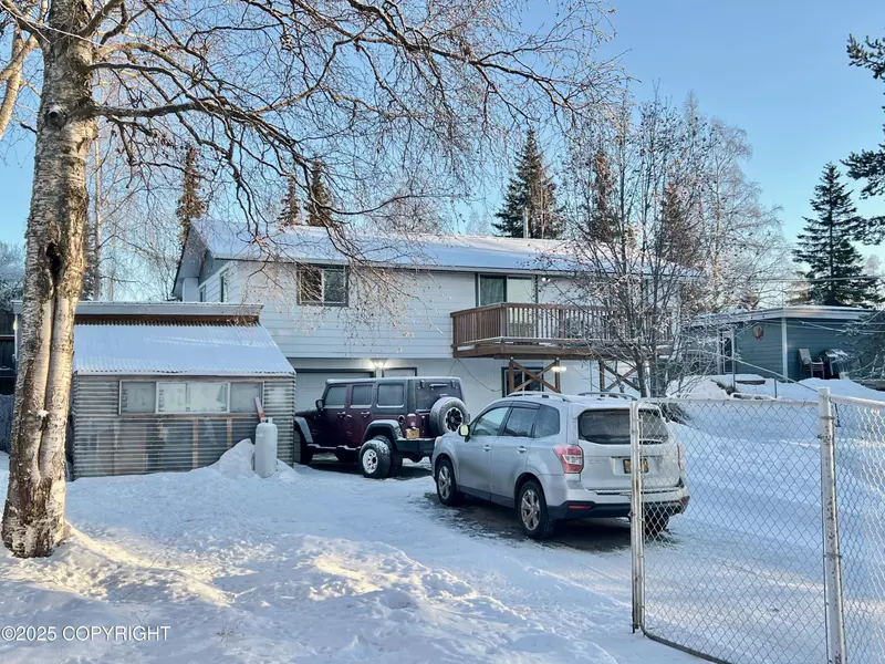 4006 Arkansas DR, Anchorage, AK 99517