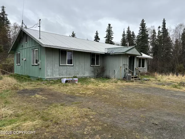 4544 Agulawok DR, Dillingham, AK 99576