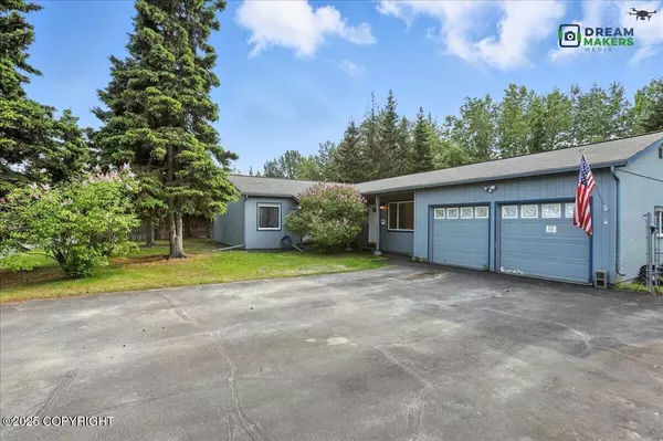 1918 Juneau DR, Anchorage, AK 99501