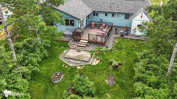 222 Crest DR, Soldotna, AK 99669