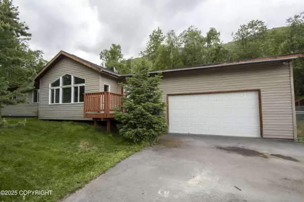 4916 Birdsong DR, Eagle River, AK 99577
