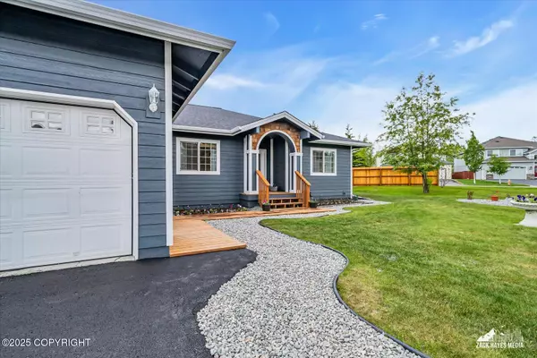 Anchorage, AK 99516,11510 Tulin Park LOOP