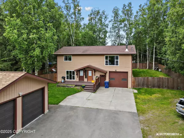 10706 Whimbrel DR, Anchorage, AK 99507
