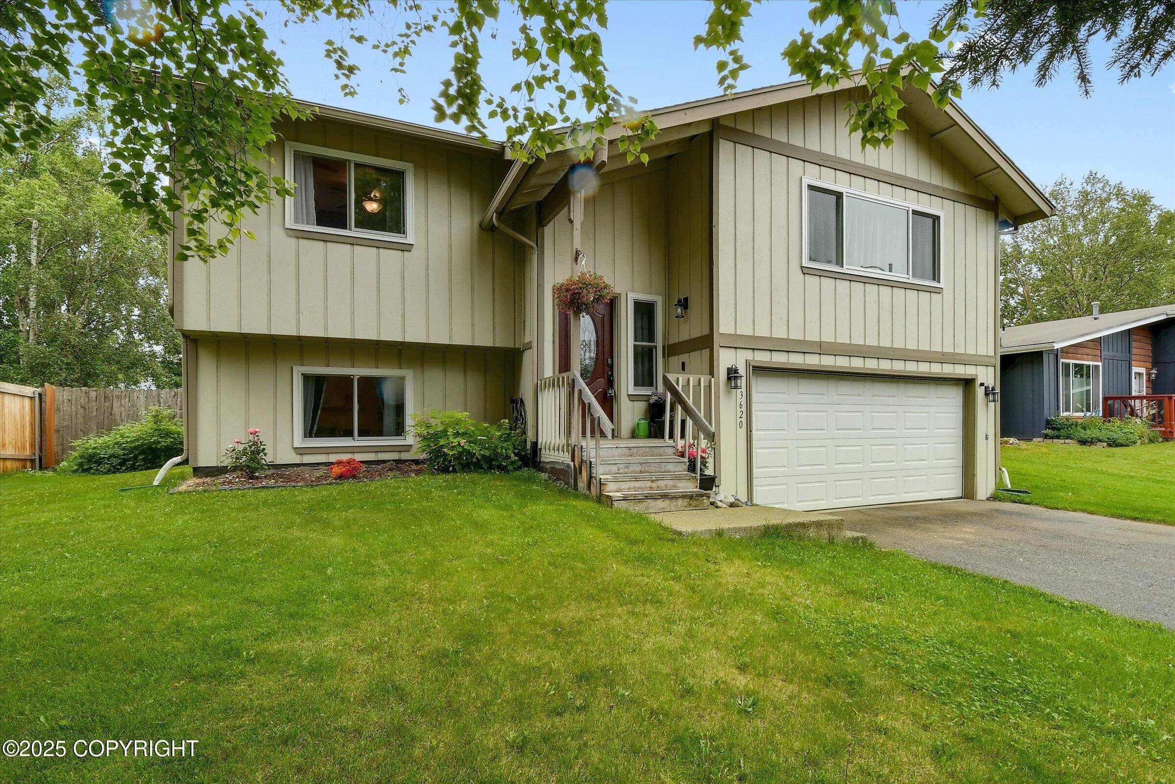 3620 Gayot DR, Anchorage, AK 99504