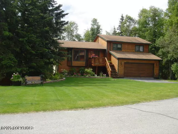9636 Nulato CIR, Eagle River, AK 99577
