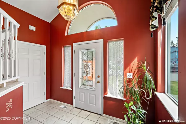 Anchorage, AK 99504,2330 Heatherbrook CIR