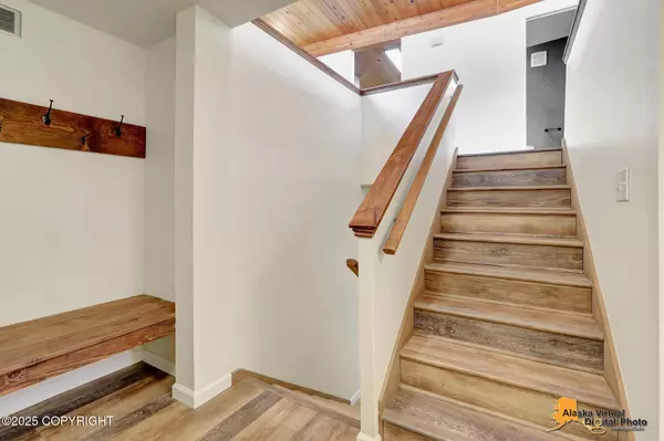 Anchorage, AK 99508,1915 Stanford DR