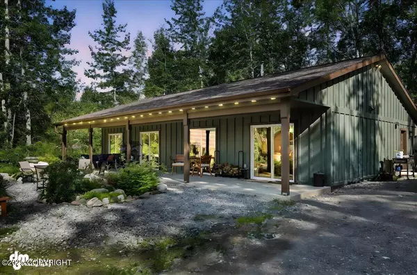 16124 N Glenn HWY, Sutton, AK 99674