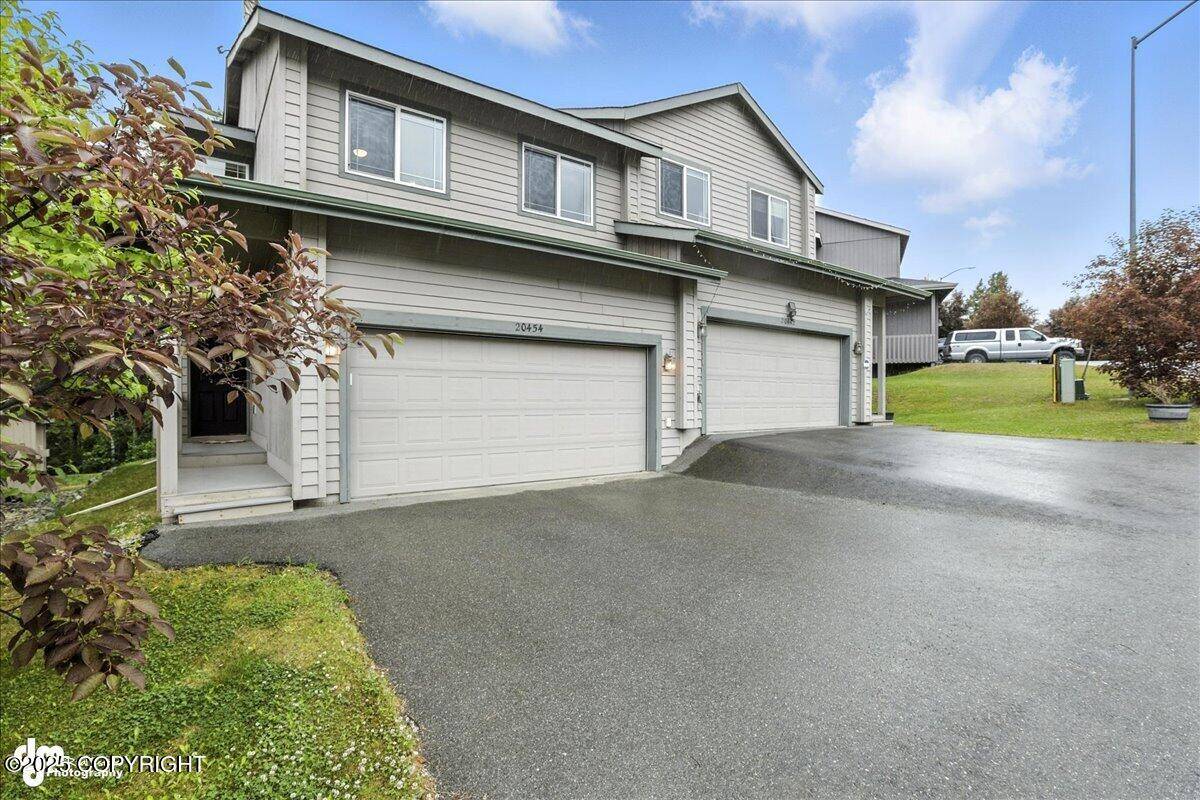 20454 Icefall DR, Eagle River, AK 99577