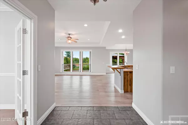 Wasilla, AK 99654,3827 E Country Field CIR