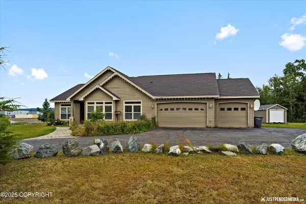 Wasilla, AK 99654,3827 E Country Field CIR