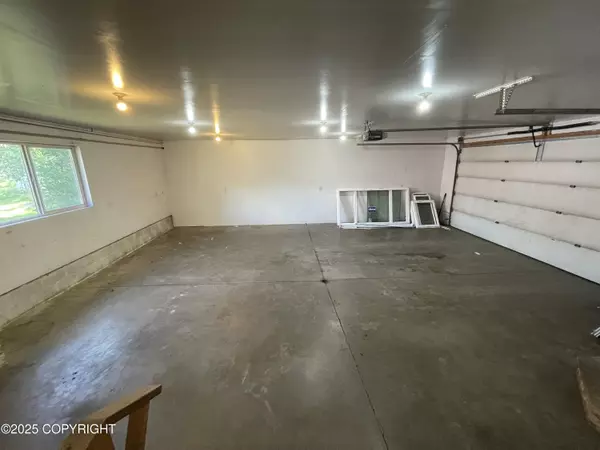 Wasilla, AK 99654,1825 N Silver Pond CIR #1