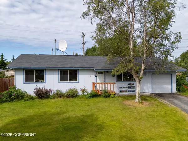 Anchorage, AK 99502,2541 Lyvona LN
