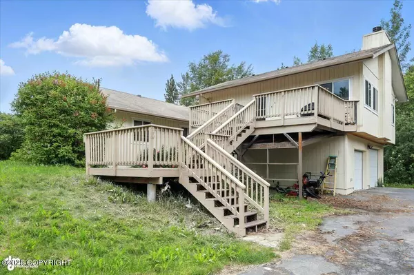 1447 N Ranch RD, Palmer, AK 99645