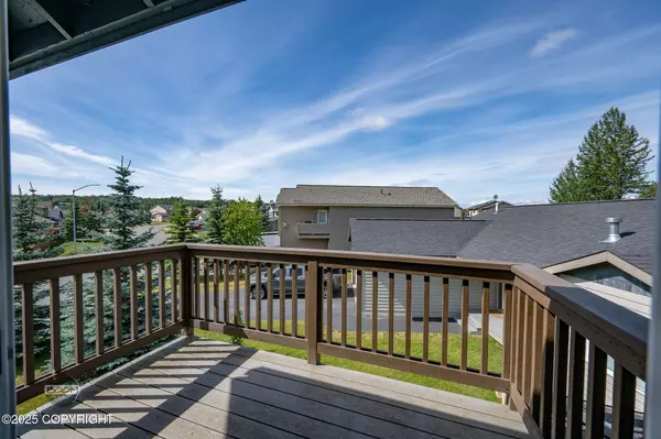 Anchorage, AK 99502,5785 Big Bend LOOP