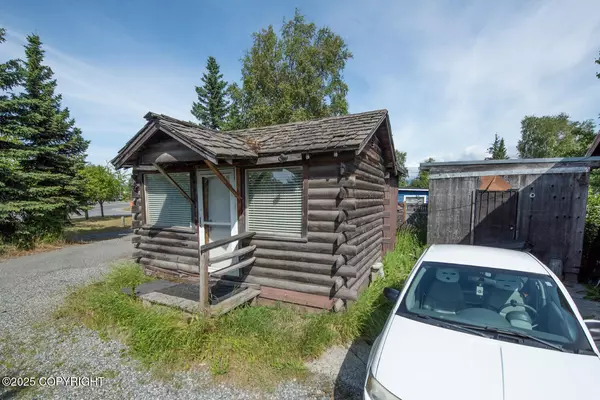 Anchorage, AK 99517,2308 McKinley AVE