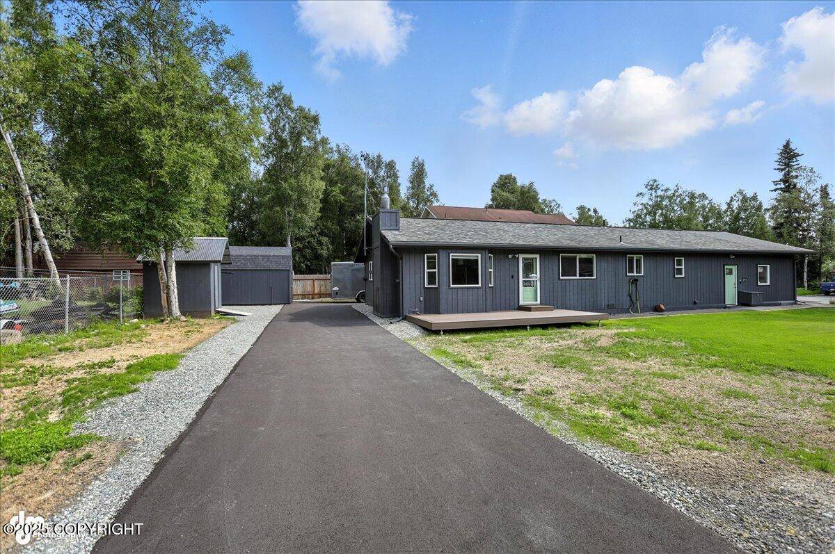 141 Shower AVE, Anchorage, AK 99515