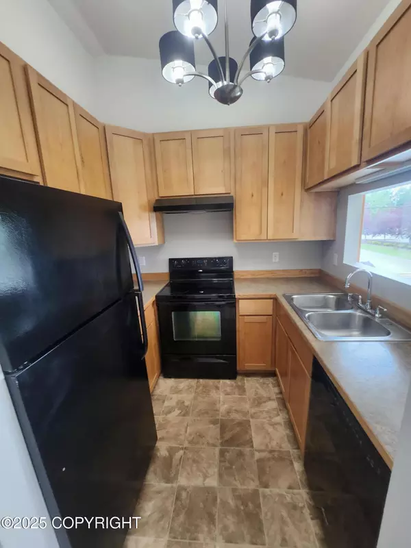 Anchorage, AK 99502,7141 Weimer RD #6