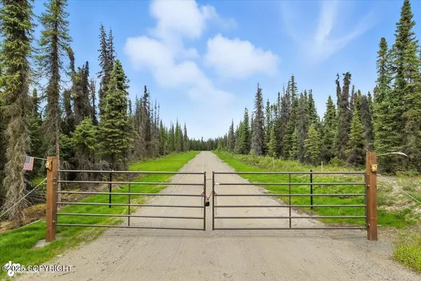 L3 Glacier AVE, Sterling, AK 99672