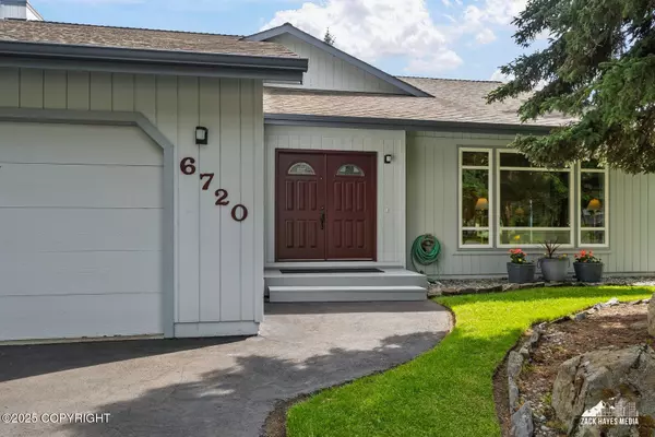 Anchorage, AK 99504,6720 Pickwick PL