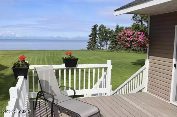 44055 Stipend CIR, Nikiski/north Kenai, AK 99611