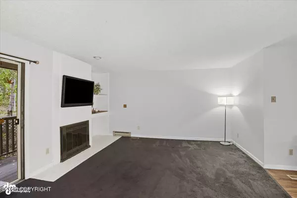 Anchorage, AK 99504,3634 Burl CT #108