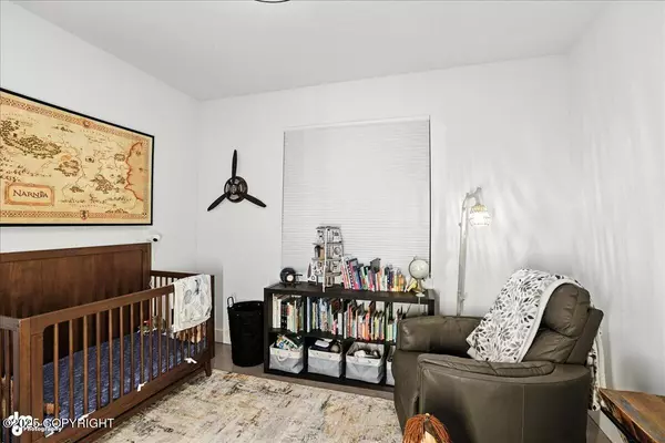 Anchorage, AK 99517,3314 Outta PL