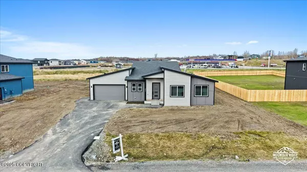 2294 S Skyward View CIR, Palmer, AK 99645