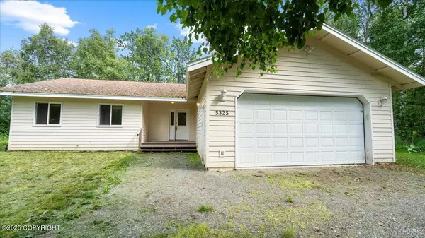 5325 N Ahina CIR, Wasilla, AK 99654