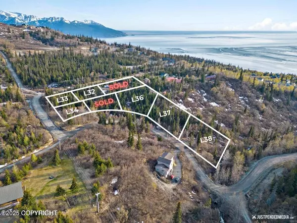 B2LT 32-34 Paradise Valley, Anchorage, AK 99516