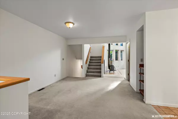 Anchorage, AK 99501,1406 W 12th AVE