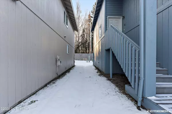 Anchorage, AK 99507,1711 S Heather Meadows LOOP 25