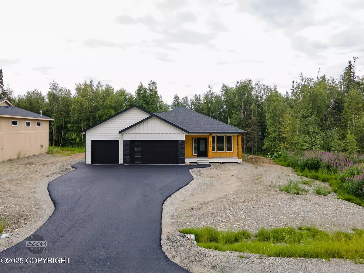 Palmer, AK 99645,7254 E Riparian LOOP