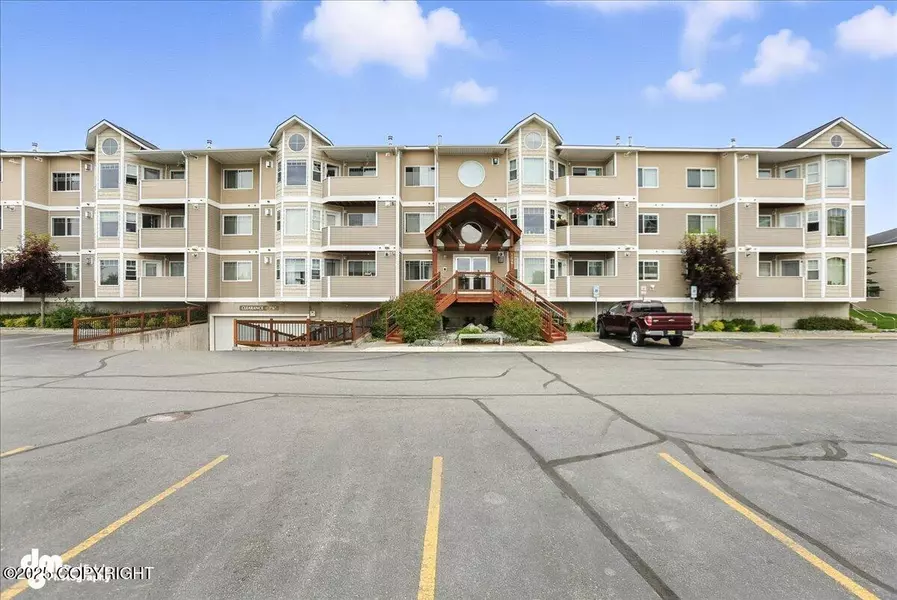 11351 Discovery View DR 103, Anchorage, AK 99515