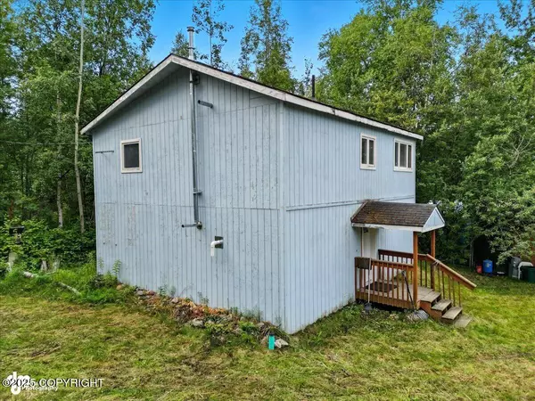 22650 Sherman ST, Chugiak, AK 99567