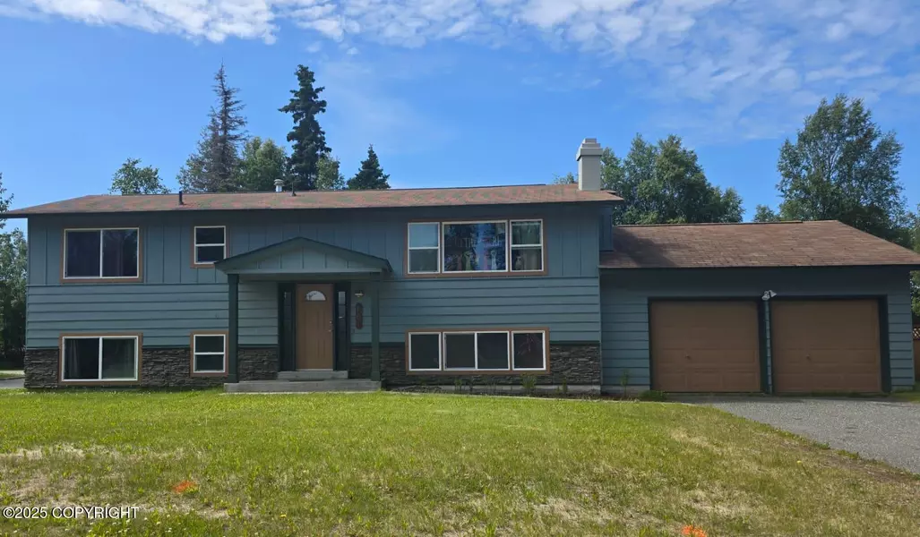 601 Cedar DR, Kenai, AK 99611
