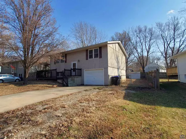 Auburn, KS 66402,1231 N School ST