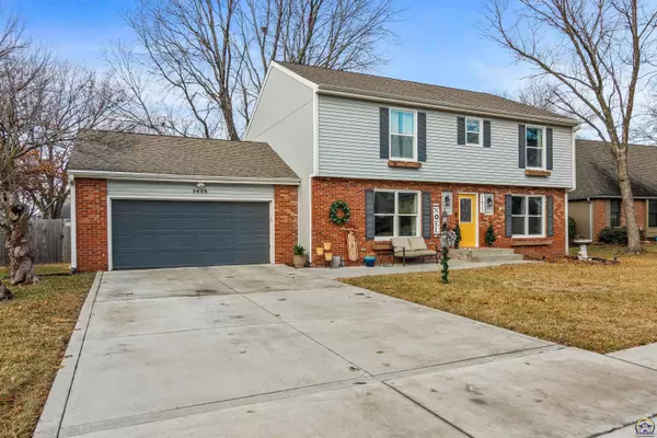 Topeka, KS 66614,2633 SW Westport DR