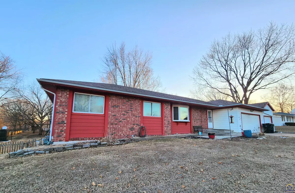 Topeka, KS 66617,2331 NE 35th ST