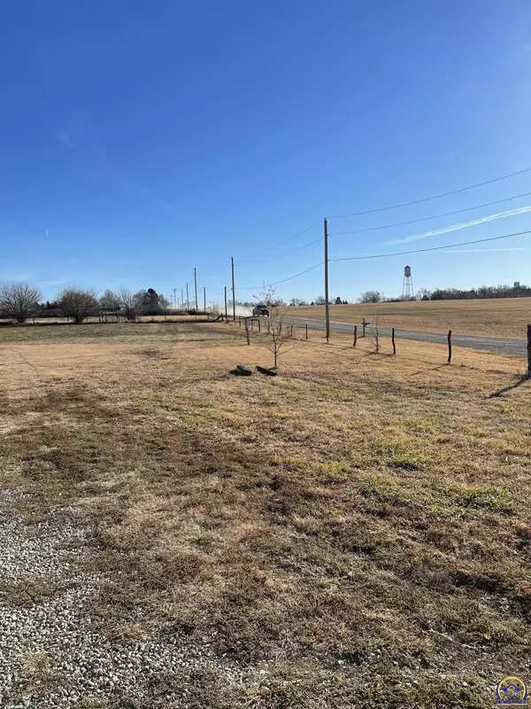 315 E ST, Kanopolis, KS 67454