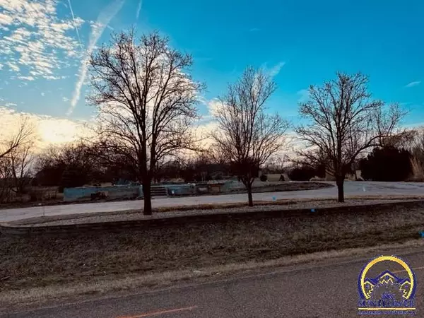 Berryton, KS 66409,4705 SE Croco RD