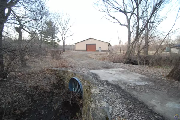 Topeka, KS 66618,4444 NW Halfday LN