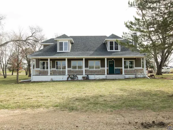 2451 Z RD, Emporia, KS 66869